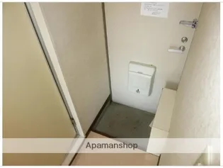 コーポラヴィアンローズ【209号室】の玄関