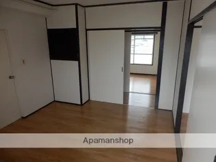 山春ビル霧島【4階】の内装