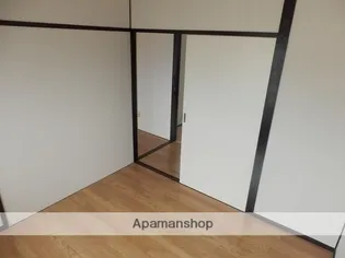 山春ビル霧島【4階】の内装