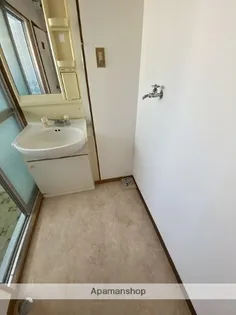 第1高橋マンション【1階】の内装