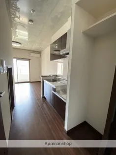 バンベールウエスト【4階】のキッチン