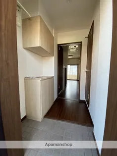 バンベールウエスト【4階】の玄関