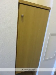 サンヴェール【202号室】の玄関