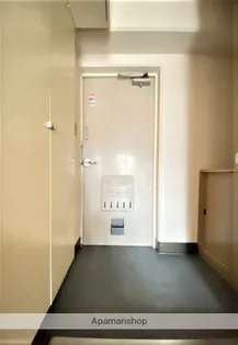 トーカンマンション山下町【1105号室】の玄関