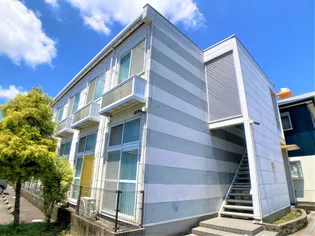 レオパレスカレンティーナ【2階】の外観