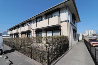 ロイヤルガーデン野口 B棟【2階】の外観