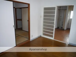 チェリーヒルズ兼徳【1階】の居間