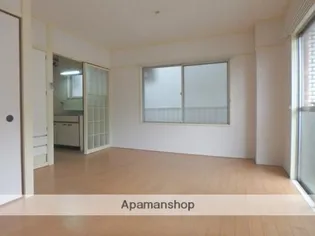 サンシュライン照国【5階】の居間