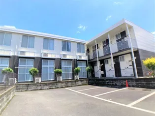レオパレスグランドーム【2階】の外観