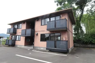 レインボー清水 B棟【1階】の外観