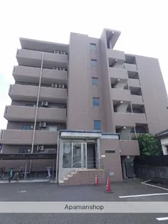 キャトルフィーユ【2階】の外観