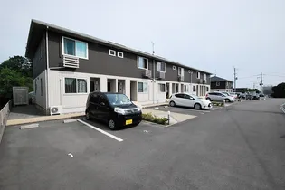 クリエイティブ B棟【1階】の外観