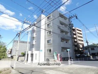 グランピア【4階】の外観