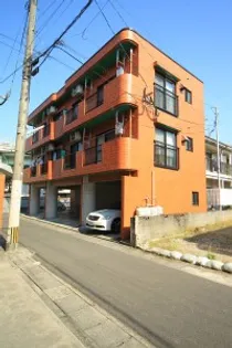 第6平和マンション【0302号室】の外観