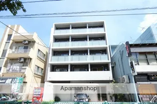 GRAND LINE【2階】の外観