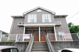 サンリットヒルズ【1階】の外観