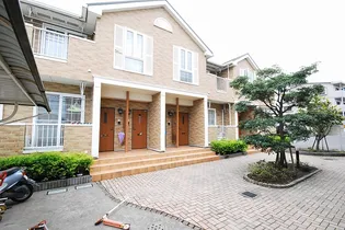 フレスクーラⅡ【2階】の外観