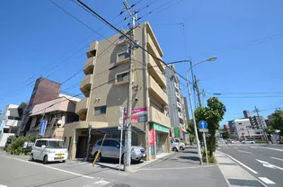 ダコタ【5階】の外観