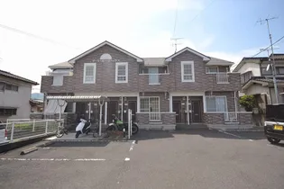 アラモードハウス【2階】の外観