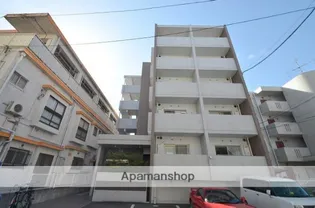 LUCERIA【2階】の外観