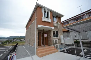 マロン・リジェールC【1階】の外観