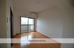 グランパルク梓館【501号室】の居間