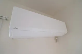 ウィルモア翔【2階】の内装