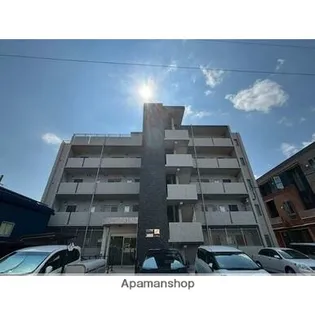 ラリュール FRの画像