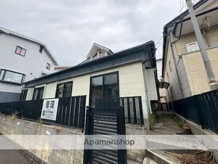 下荒田2丁目戸建て(1−2F)【1階】の外観