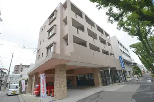 AXIS【2階】の外観