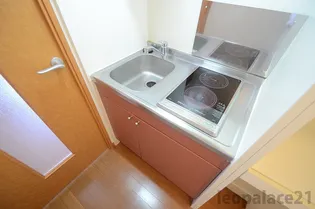 レオパレスPREMA【106号室】のキッチン