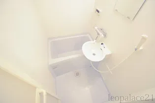 レオパレスドミール宮内【103号室】の風呂