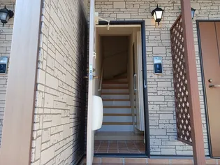 サンクレール【2階】の玄関