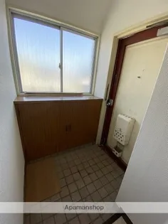 前迫マンション【3階】の玄関