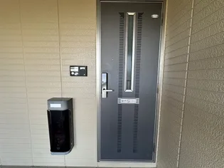 サニーパークハイツ【2階】の玄関