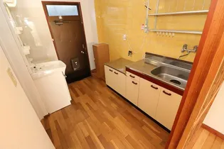 ハイツ花岡【2階】の内装