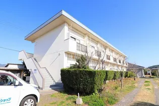 ハイツ花岡【1階】の外観