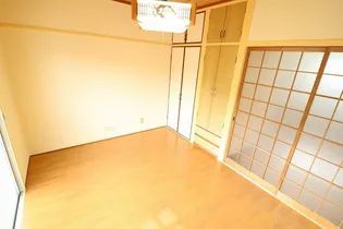 西原台ハイツ【1階】の内装