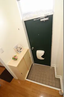 西原台ハイツ【2階】の玄関