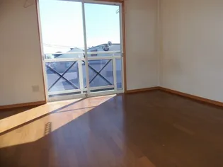 ライオネス【1階】の居間