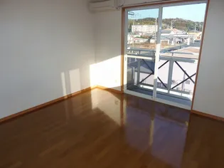 ライオネス【2階】の内装