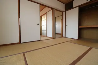 グリーンシールズ・オコ【1階】の居間