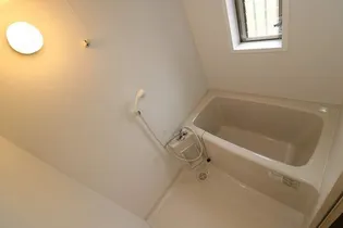 ロイヤルハイツ川西【2階】の風呂