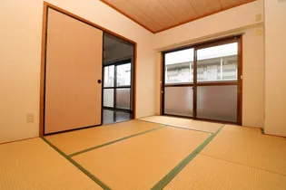 ライネクスト新川【3階】の内装