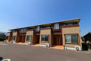 グランツ・プラシード【2階】の外観