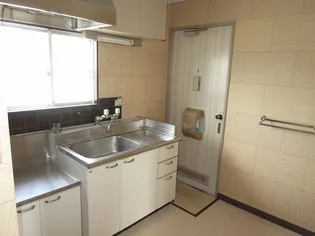 タウンハイツしま【1階】の内装