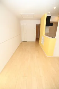 ベル シュエットⅡ【1階】の居間