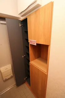 レクサス新川B棟【1階】の内装