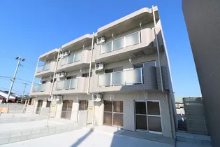 レクサス新川B棟【1階】の外観