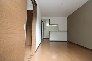 サンハイツ岡崎L【2階】の内装